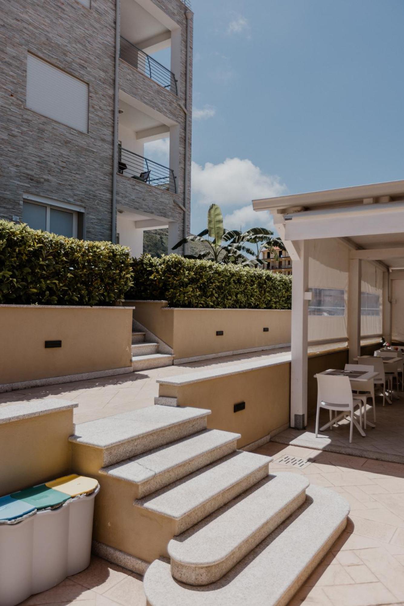 Residenza Kalios Panzió Tropea Kültér fotó
